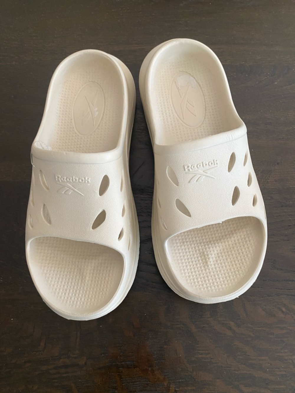 Reebok Men's Beige Molded Comfort Slide Sandals